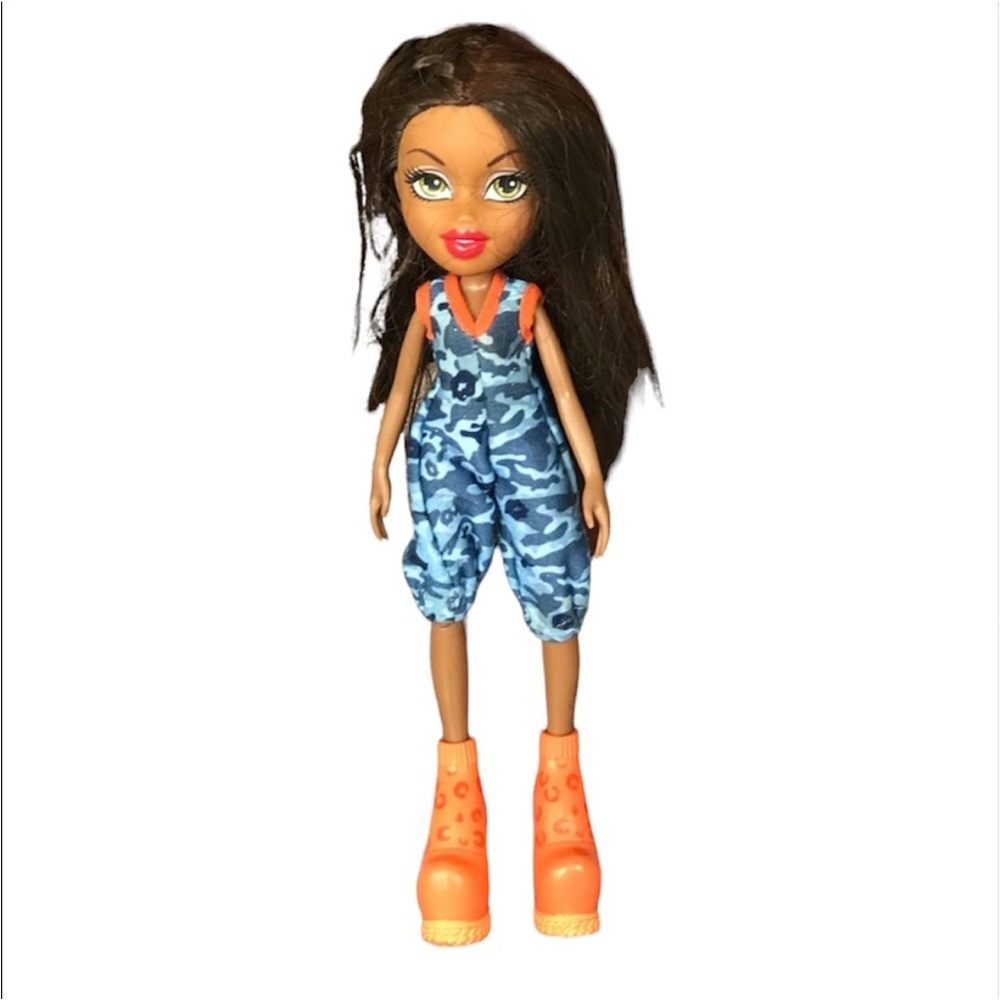 Bratz Fashion Doll Sasha W/ Long Hair & Shoes